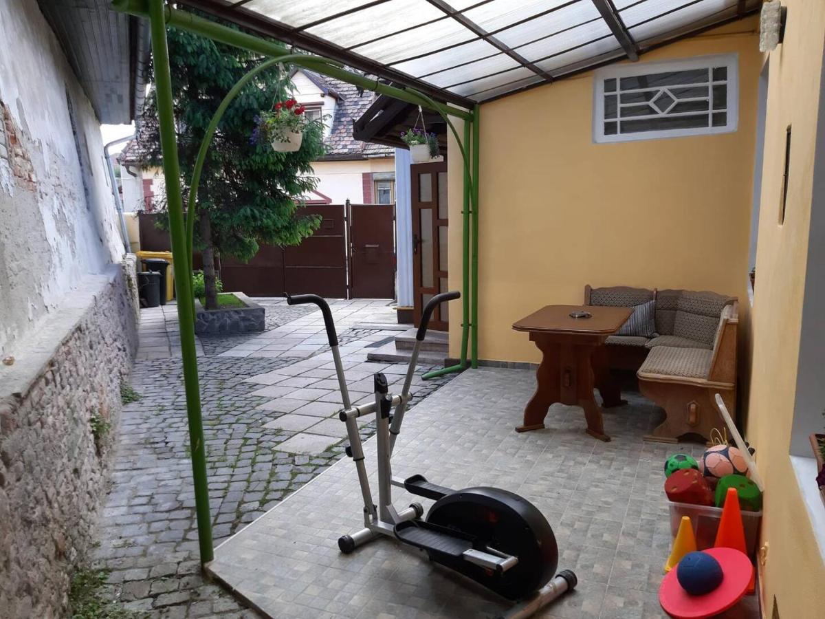 La Pablito Villa Mediaş Exterior foto